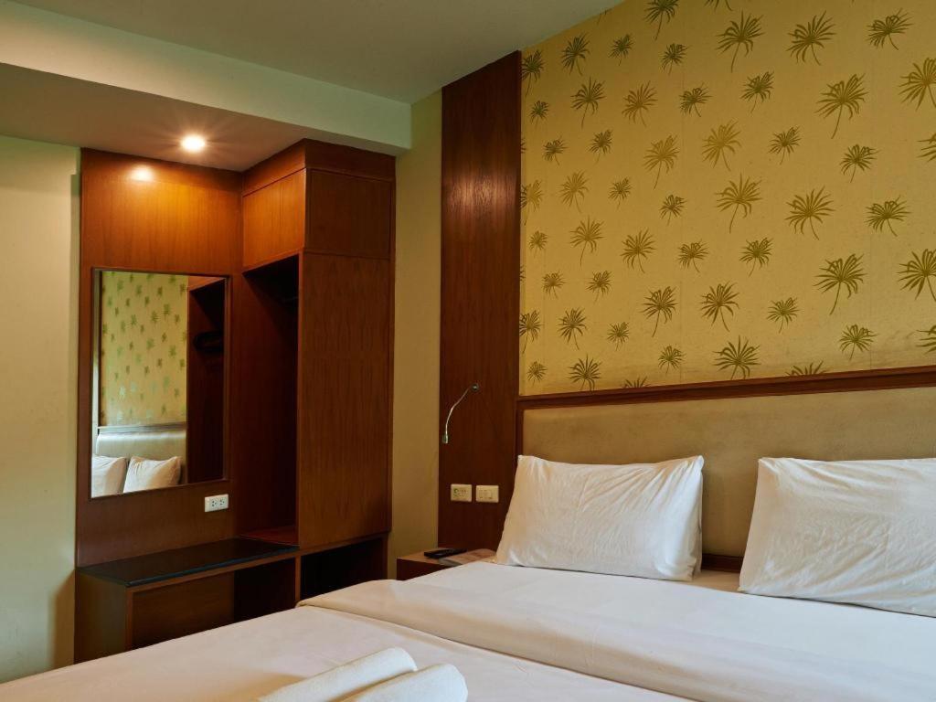 Phuket Ecozy Hotel מראה חיצוני תמונה