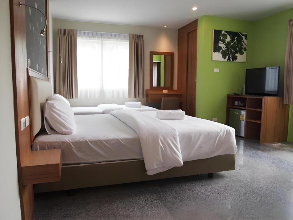 Phuket Ecozy Hotel מראה חיצוני תמונה